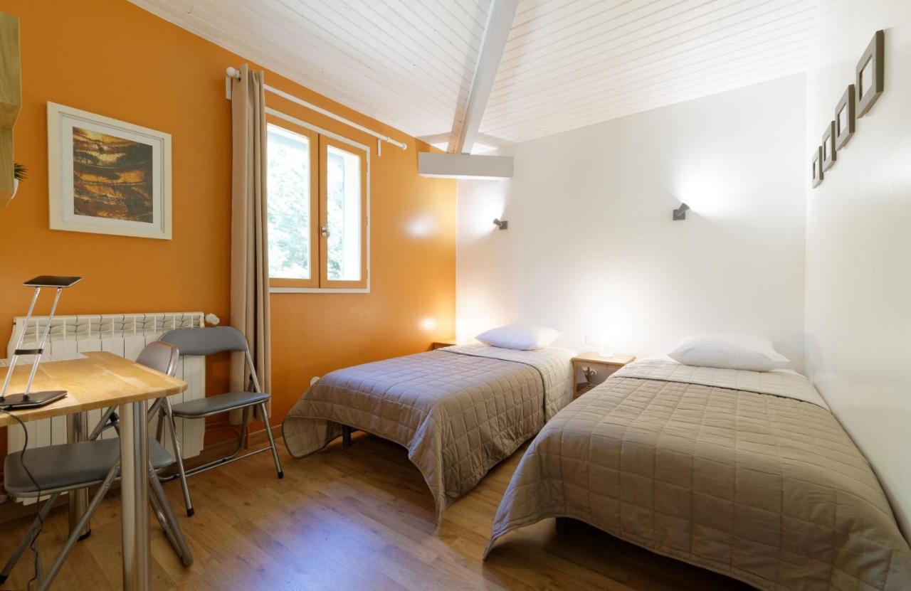 Chambre D'Hotes De Charme A La Maison Bleue Savignac-Mona Екстер'єр фото