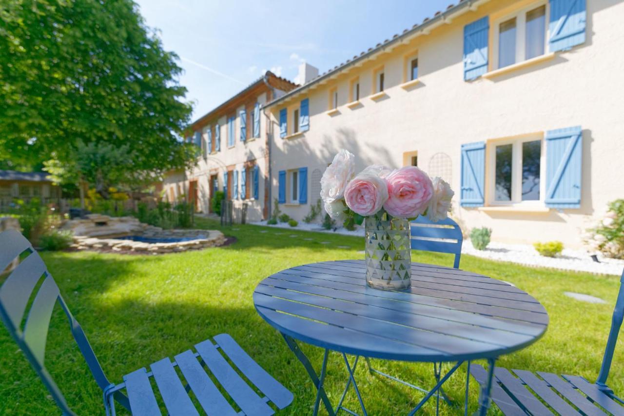 Chambre D'Hotes De Charme A La Maison Bleue Savignac-Mona Екстер'єр фото